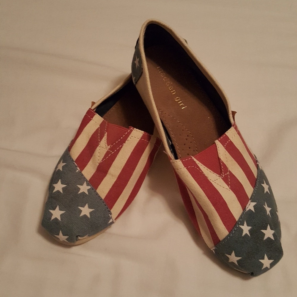 Flat slip ons